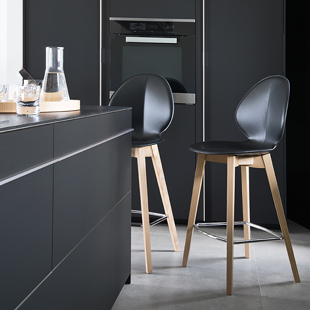 Calligaris Basil Bar Stool Wood Legs